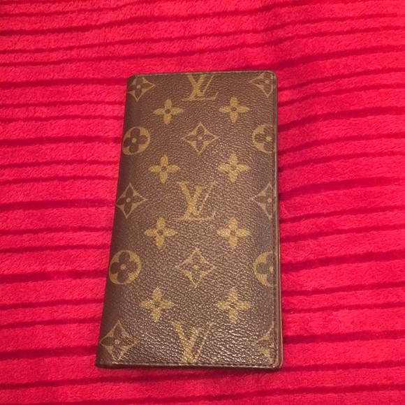 Louis Vuitton Accessories - LOUIS VUITTON MONOGRAM WALLET/ CECK BOOK HOLDER